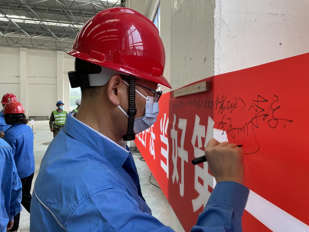 菠菜担保网 - 最权威的全网担保平台