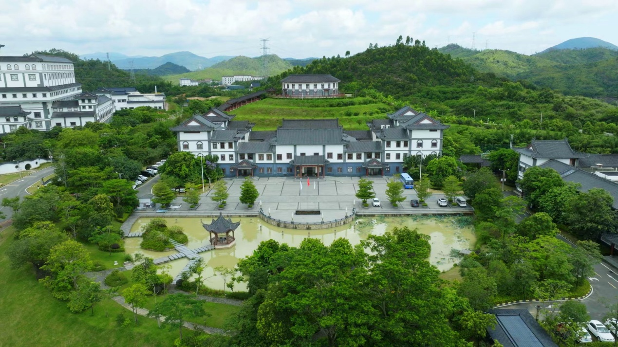 菠菜担保网 - 最权威的全网担保平台