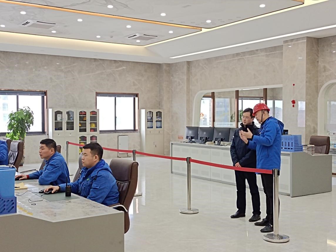 菠菜担保网集团向导到下属项目公司开展新春慰问